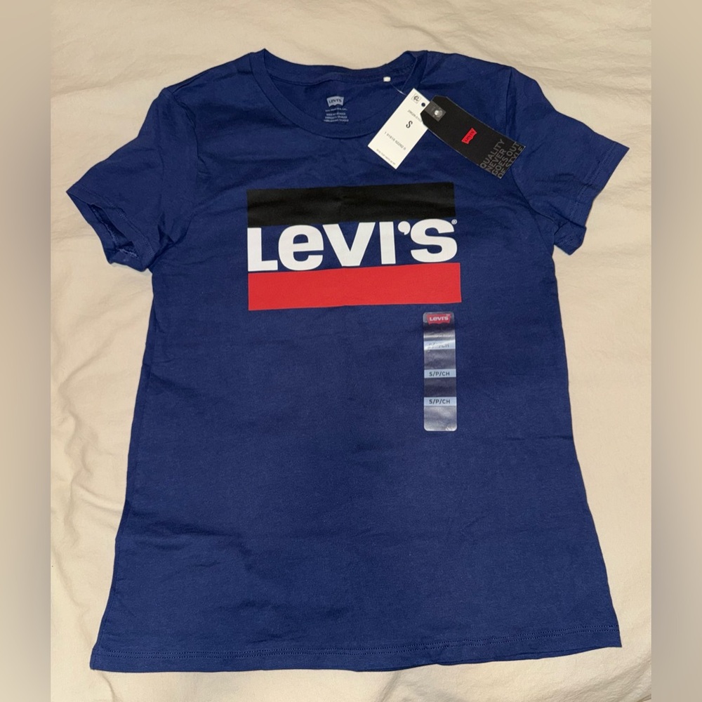 NWT Levi's Classic Blue Tee with Red and White Logo